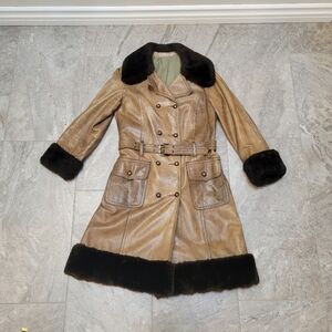 Vintage RARE Highlander Women's Brown Leather Coat Jacket